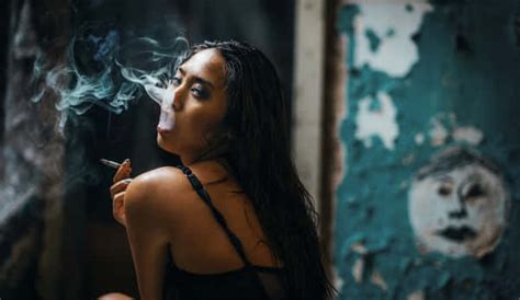 download tank top blonde girl smoking wallpaper