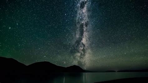 Time Lapse Video Of Milky Way Galaxy Youtube