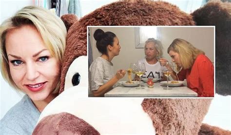 Martina pártlová ukázala obří těhotenské bříško a má obavy: Martina Pártlová z pořadu 3 v 1 dokáže vždy překvapit. Teď ...