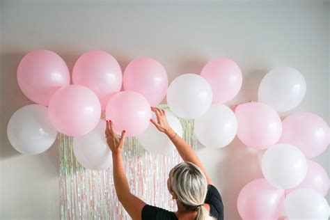 How To Make The Easiest Balloon Garland Ever Easy Balloon Garland