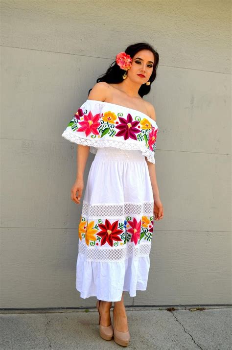 Vestido De Novia Blanco Mexicano Multicolor Bordado De Hombros Etsy