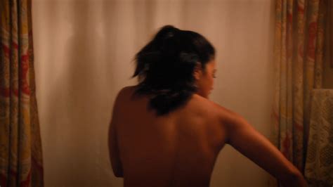 Nude Video Celebs Gina Rodriguez Sexy Jane The Virgin S04e01 2017