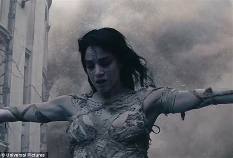 Her Wrath Sofia Boutella Is Terrifying As The Egyptian Ancient