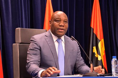 Ex Ministro Da Comunicação Social Impedido De Sair Do País Ver Angola Diariamente O Melhor