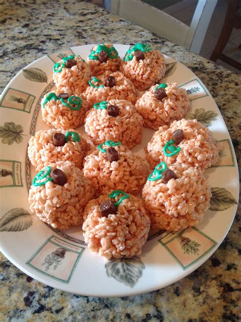 Pumpkin Rice Crispy Treats! | Crispy treats, Rice crispy ...