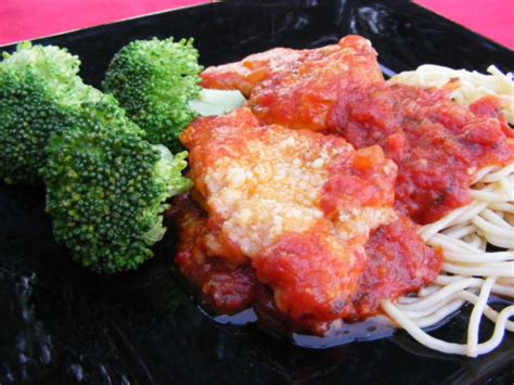 I know there are certain foods that i really shouldn't mess with, one of them being fried chicken. Pioneer Woman Chicken Parmigiana Recipe - Genius Kitchen
