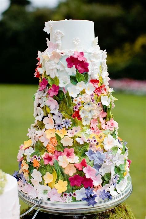 20 Fancy Floral Wedding Cakes Southbound Bride