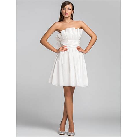 Raise a toast to our selection of fabulous cocktail dresses—guaranteed to include a frock that's perfect for your next soirée. New Zealand Cocktail Party Dresses Homecoming Wedding ...
