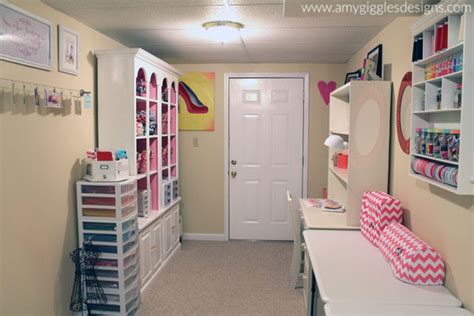 It's not the biggest space, but certainly not small either. Craftaholics Anonymous® | Small Craft Room Tour - Amy ...