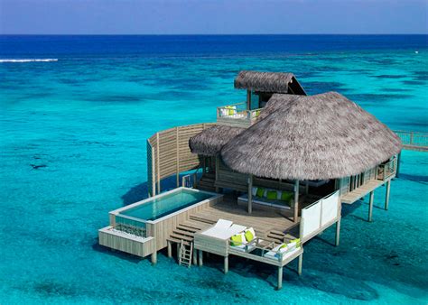 Disfruta de las dos islas más bonitas de la laguna veneciana en esta excursión a murano y burano. Maldivas Resorts Sri lanka
