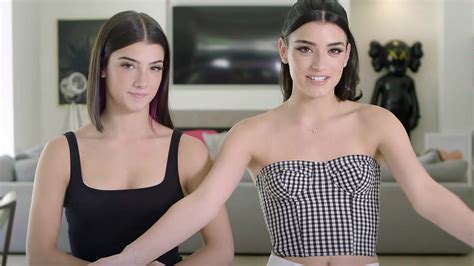 Charli And Dixie Damelio Reveal Why They Get “freaked Out” By Paparazzi