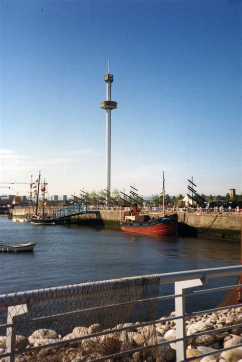 Glasgow is the largest city in scotland, situated on the river clyde.well known for its beautiful, thriving shopping districts and the culture that it has to offer. Glasgow Garden Festival - Wikipedia