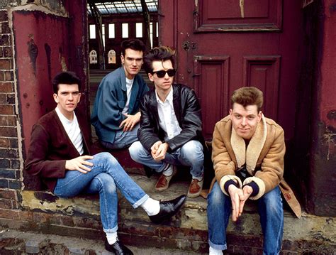 Neste momento, muitas pessoas querem fazer o download deste livro video de banda revelação tá escrito para baixar. Filme inspirado em lenda urbana da banda The Smiths define ...