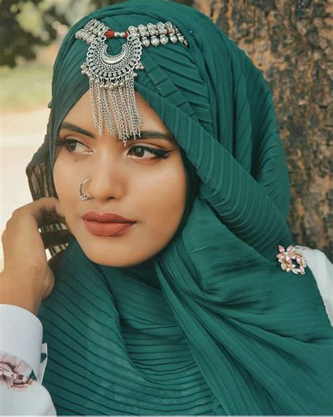 Pin By Nauvari Kashta Saree On Hijabi Queens Arab Girls My Xxx Hot Girl