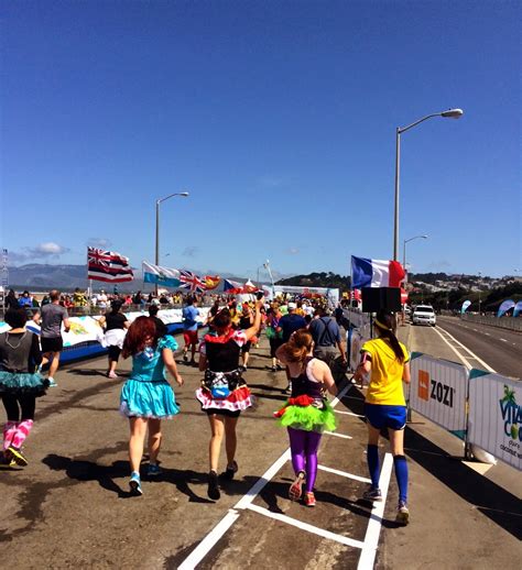 A Trail Runner S Blog The Super Naked Fun Bay To Breakers