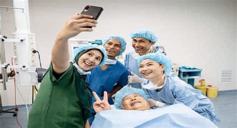 medical selfies patients feel satisfied