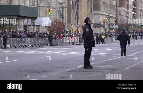 Nypd Standing Guard Along 90th Macys Parade Route 4k Stock Video Footage Alamy