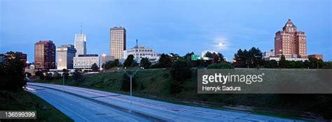 Akron Ohio Skyline Photos And Premium High Res Pictures Getty Images