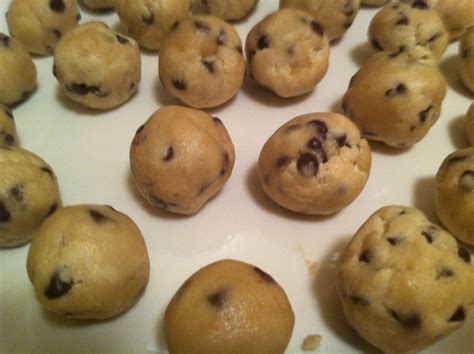 I forgot to mention the chocolate chip cookie dough truffles. Julie Bakes: Chocolate chip cookie dough truffles