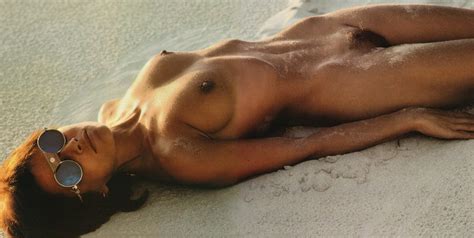 Nicole Beutler  nackt