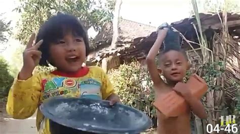Vidio Anak Kecil Di Ewe Viral Video Pria Tendang Anak Kecil Hingga