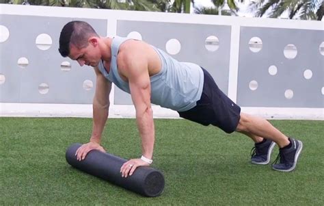 The Foam Roller Isnt Just For Massage Here Are 12 Moves You Can