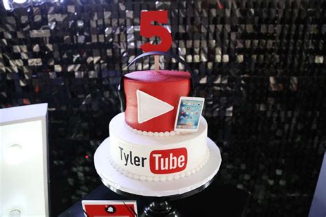 Youtube Birthday Party Ideas Photo 1 Of 38 Catch My Party