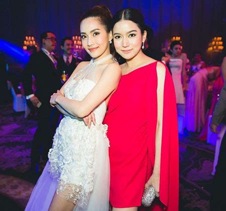 Jun 16, 2021 · ชัญญ่า ทามาดะ อวดหุ่นเซ็กซี่ในชุดว่ายน้ำ ทำหนุ่ม ๆ เสียอาการเป็นแถว โพสต์เมื่อ 16 มิถุนายน 2564 เวลา 17:08:57 21,916 อ่าน จากวันนั้นถึงวันนี้ "ชาช่า ภักค์ไพบูลย์" หวานใจ "บีม ...