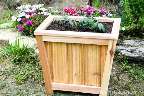 Angled Cedar Planter Kreg Tool