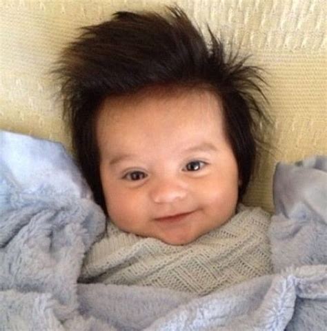 21 bebês cabeludos que fazem sucesso na internet