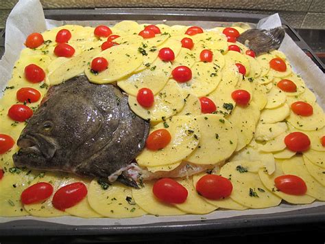Baccalà al forno con patate e cipolle. ROMBO AL FORNO CON PATATE E POMODORINI: PIETANZA ...