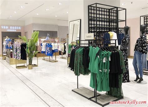 Pte ltd is a retail company in the uae, operating the region's largest department store at the a second store is opened at four seasons place (next to the petronas towers), thus. Sunshine Kelly | Beauty . Fashion . Lifestyle . Travel ...