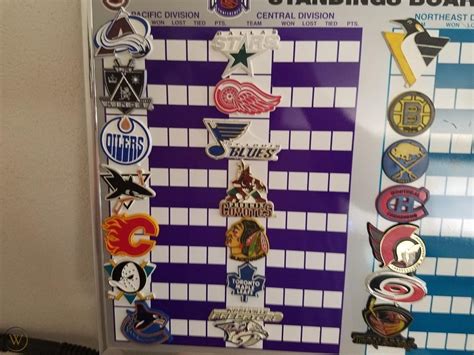 Nhl Hockey Magnetic Standings Board With 28 Different Fridge Magnets