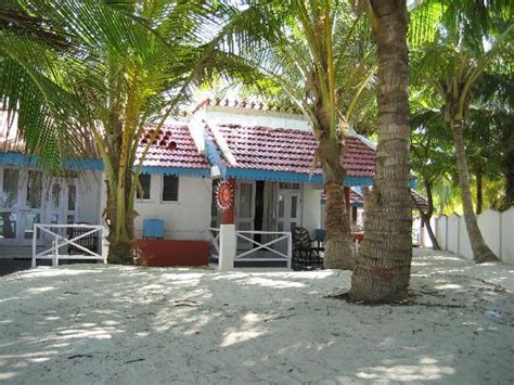 Get information about various hotels and accommodation options in lakshadweep islands, their bookings, reservations and much more. Lakshadweep Pictures - Traveller Photos of Lakshadweep ...