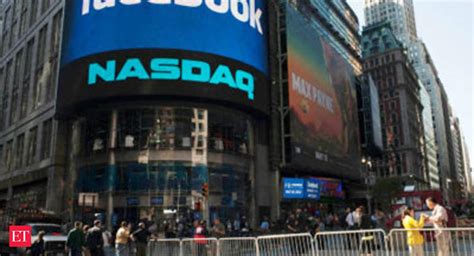 Facebook Ipo Debuts On Wall Street Facebook Ipo Debuts On Wall Street