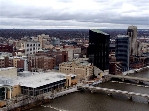 Grand Rapids housing market is nation's 3rd healthiest, survey says ...