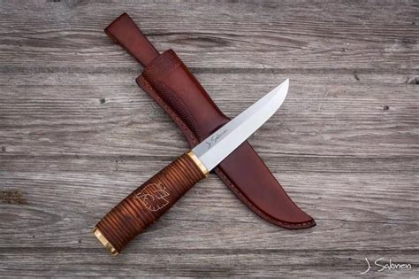 Un cuchillo de cocina es una herramienta de trabajo y como tal debemos saber utilizarlas correctamente, ya que así sacaremos el mayor rendimiento a nuestro trabajo y lo mas importante, evitaremos accidentes por usarlos incorrectamente… Pin de Frank Llinares Domingo en Puukko | Utensilios de ...