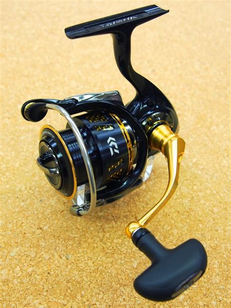 В наличии New DAIWA Morethan 2014 Branzino 2510PE H 2510R PE 3012H