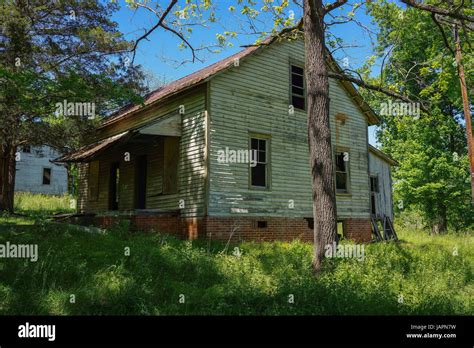 Hunger games katniss house hi-res stock photography and images - Alamy