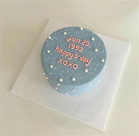 Birthday cake design for teenagers: #aesthetic #birthday #cake #cute #happy #icing #Korean # ...