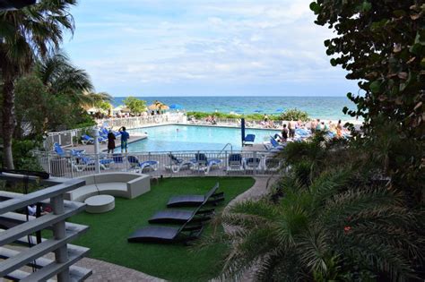 View 44 photos and read 44 reviews. 2 bedroom apartment on beach of Fort Lauderdale ...