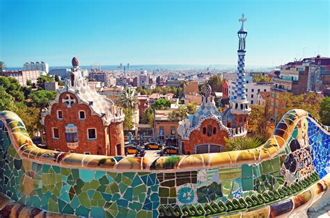 Todas las noticias relacionadas con el barça, venta de entradas, servicios al socio y las peñas e información sobre el club. Parco Güell: il colorato mondo di Gaudí a Barcellona ...