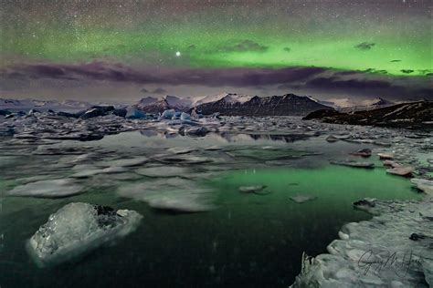 Aurora On Ice Glacier Lagoon Icleand Eloquent Images By Gary Hart