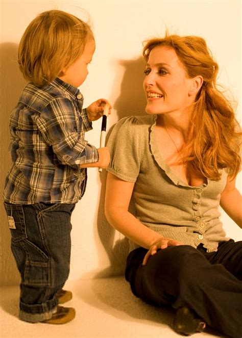 Gillian Anderson With Daughter Piper Gillian Anderson Pinterest