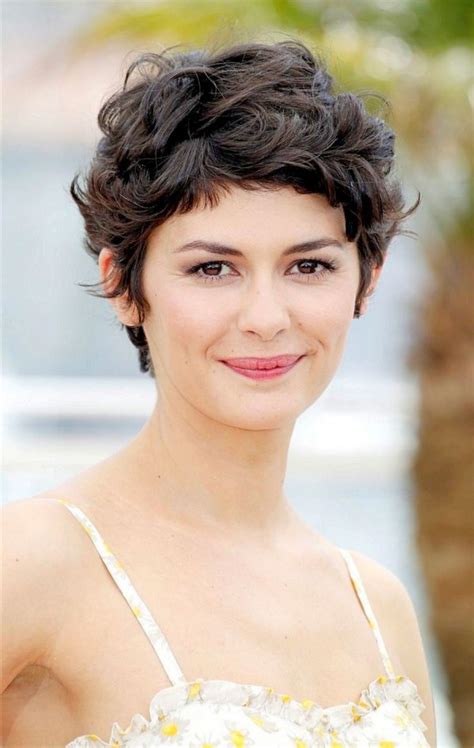 Curly Pixie 28 Super Chic Curly Hairstyles For Short Hair
