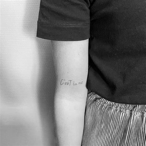Share 78 Minimalist Tattoo Ideas With Meaning Super Hot Thtantai2