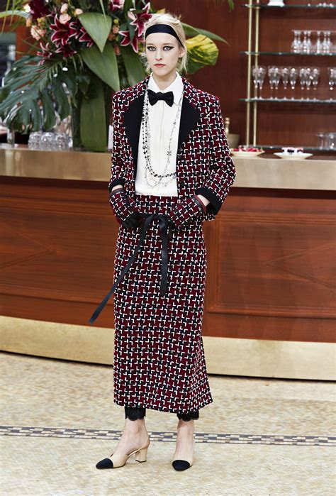 CHANEL FW2015/2016 - Fabulous Muses