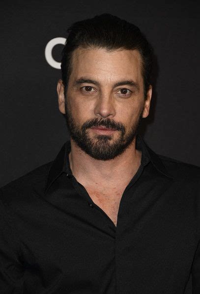 Skeet ulrich rejoint la série américaine unforgettable. Skeet Ulrich Photostream | Skeet ulrich riverdale, Skeet ...