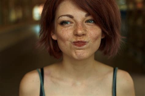 women mayya giter looking away green eyes freckles redhead hd wallpaper rare gallery