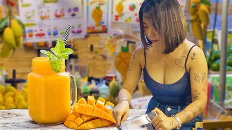 Adorable Smoothie Queen Takes Over Jodd Fairs Night Market Thai Street Food At Its Finest